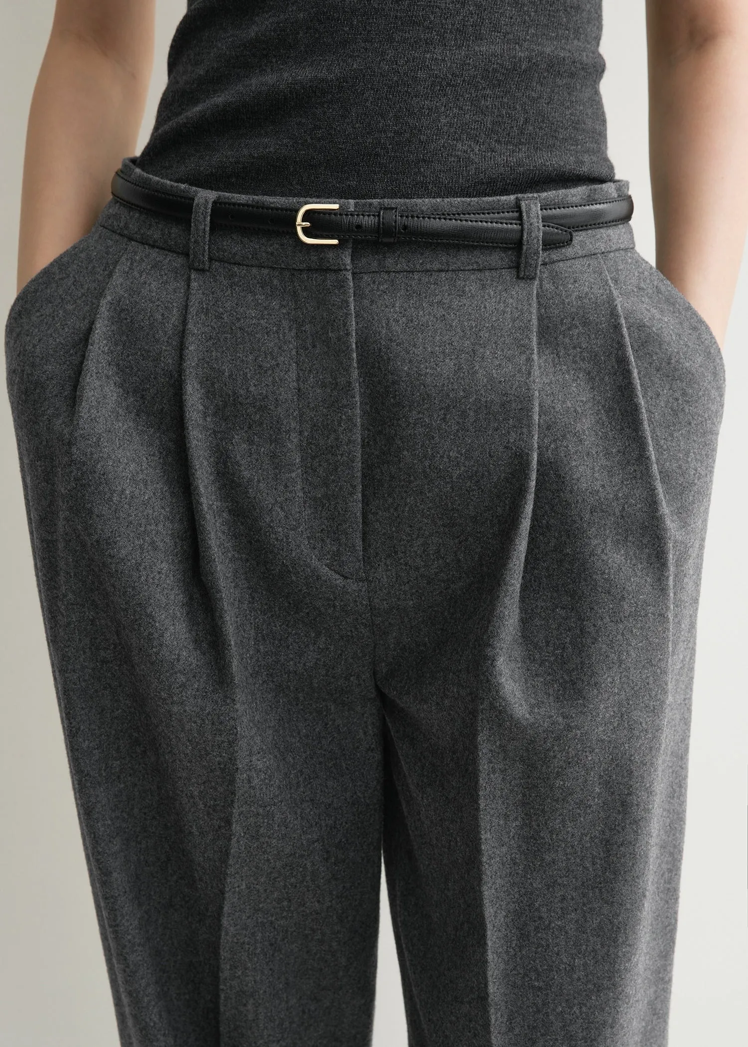 Double-pleated tailored trousers grey melange