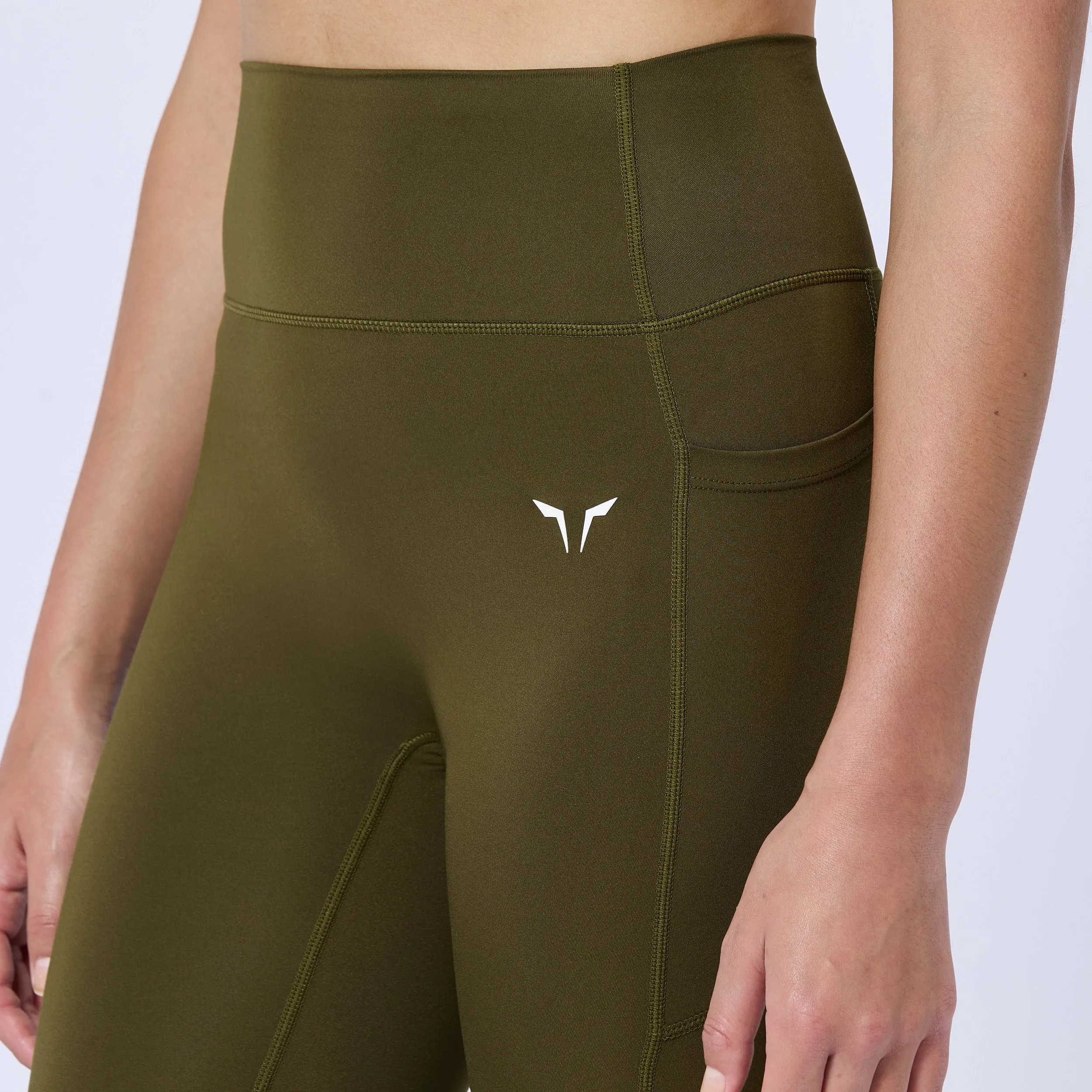 Essential ACT Leggings 27" 2.0 - Dark Olive