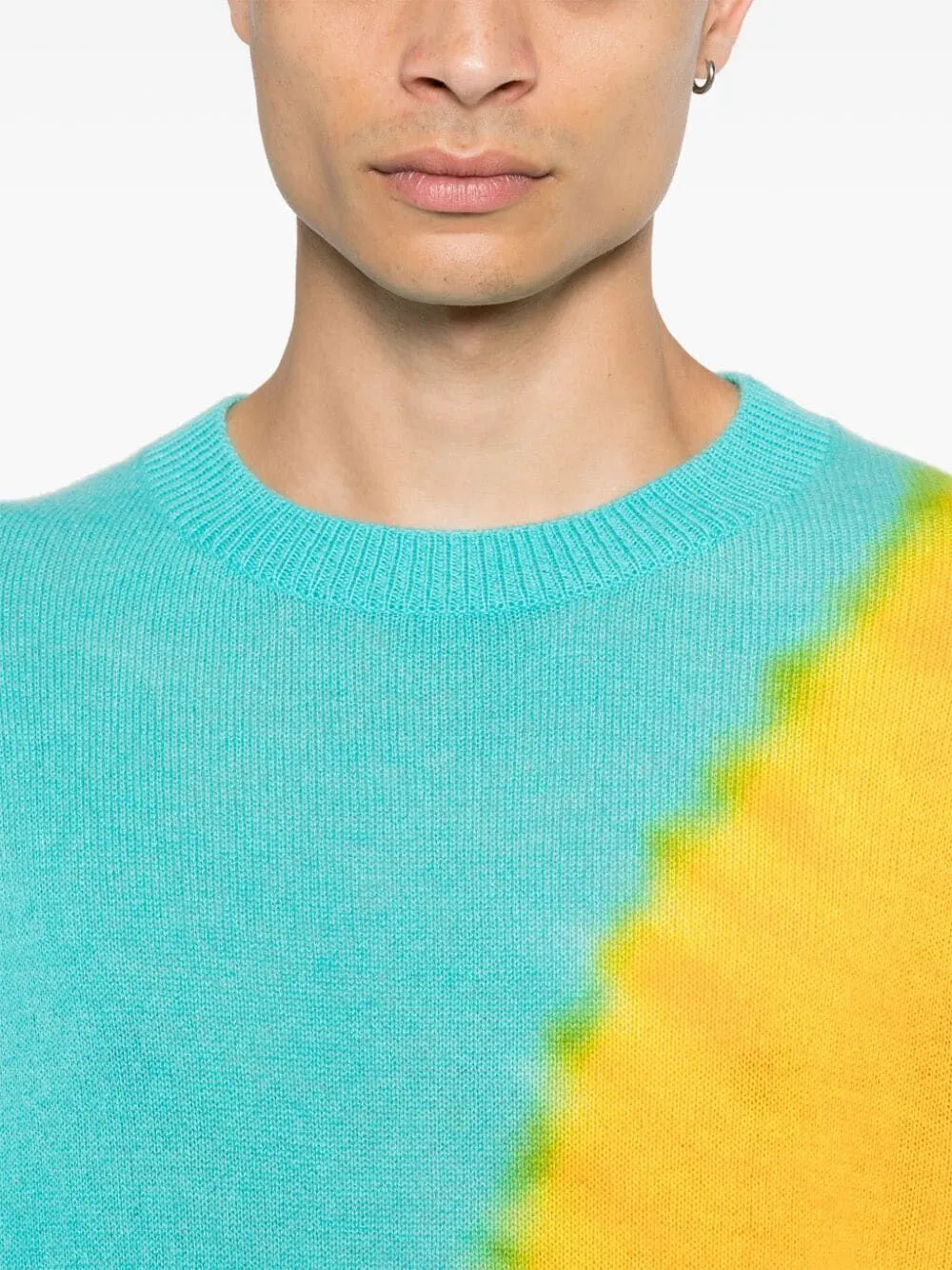 GRADIENT CREWNECK SWEATER