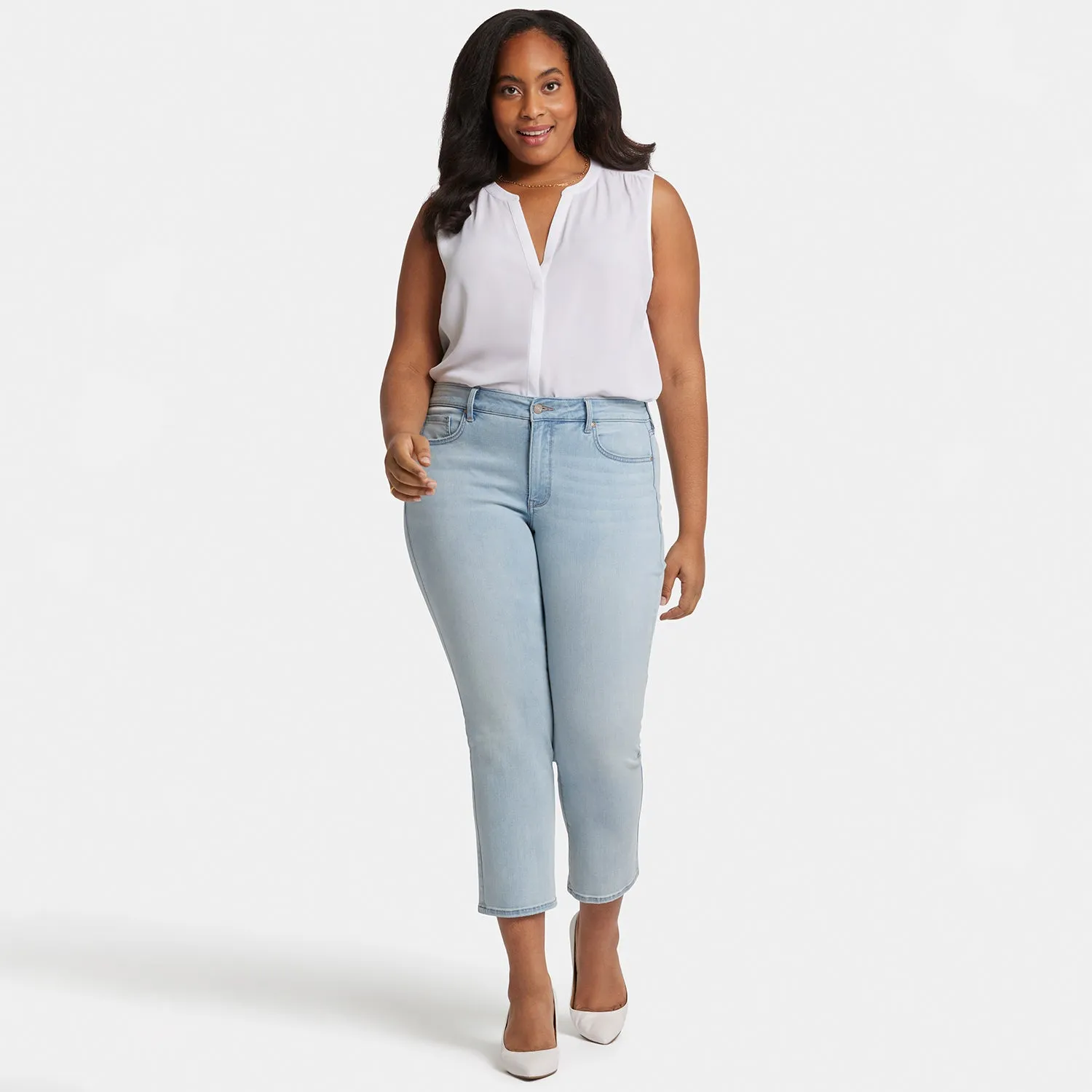 Marilyn Straight Ankle Jeans In Plus Size - Mykonos