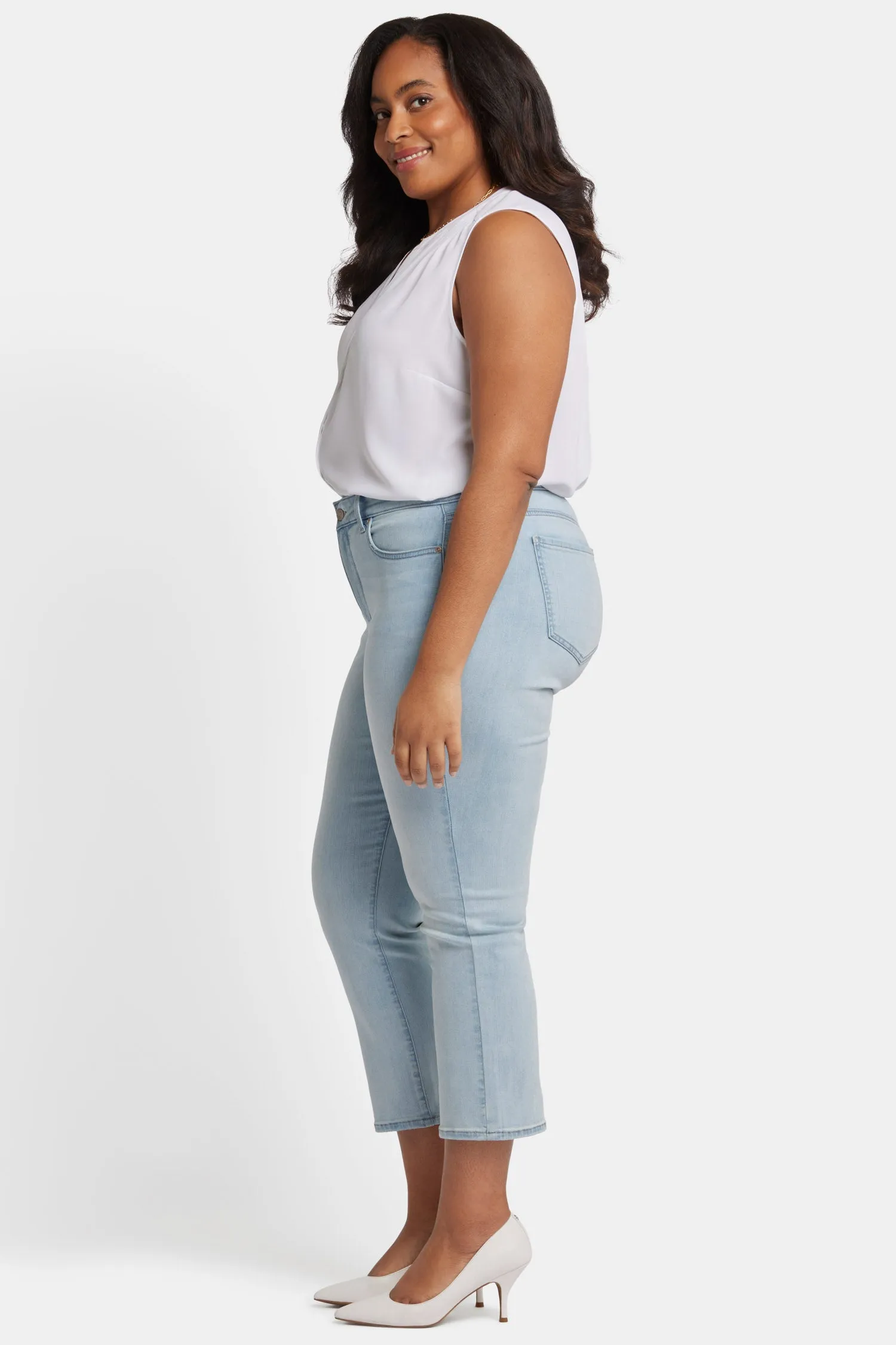 Marilyn Straight Ankle Jeans In Plus Size - Mykonos