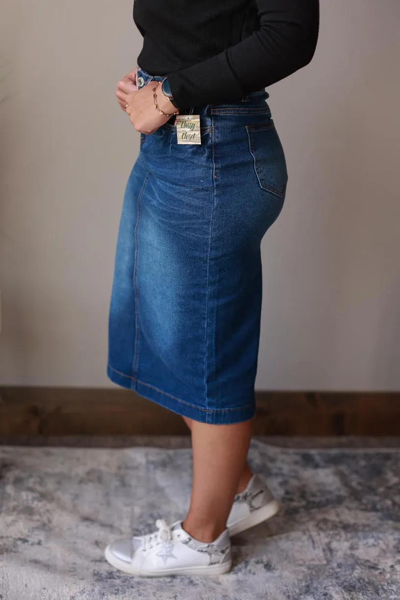 Medium Wash Solid Stretch Midi Denim Skirt