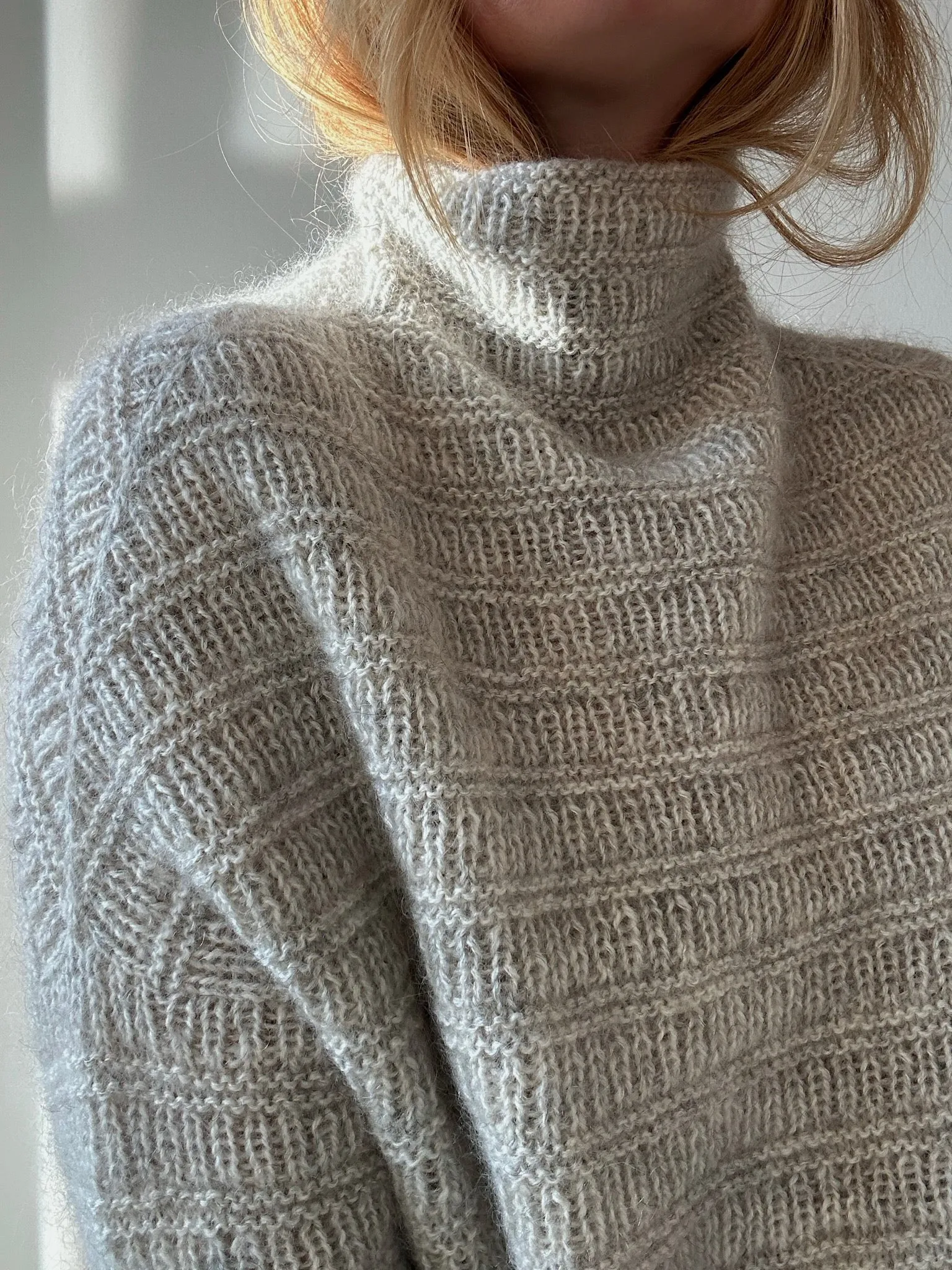 Sweater No. 28 - SVENSKA