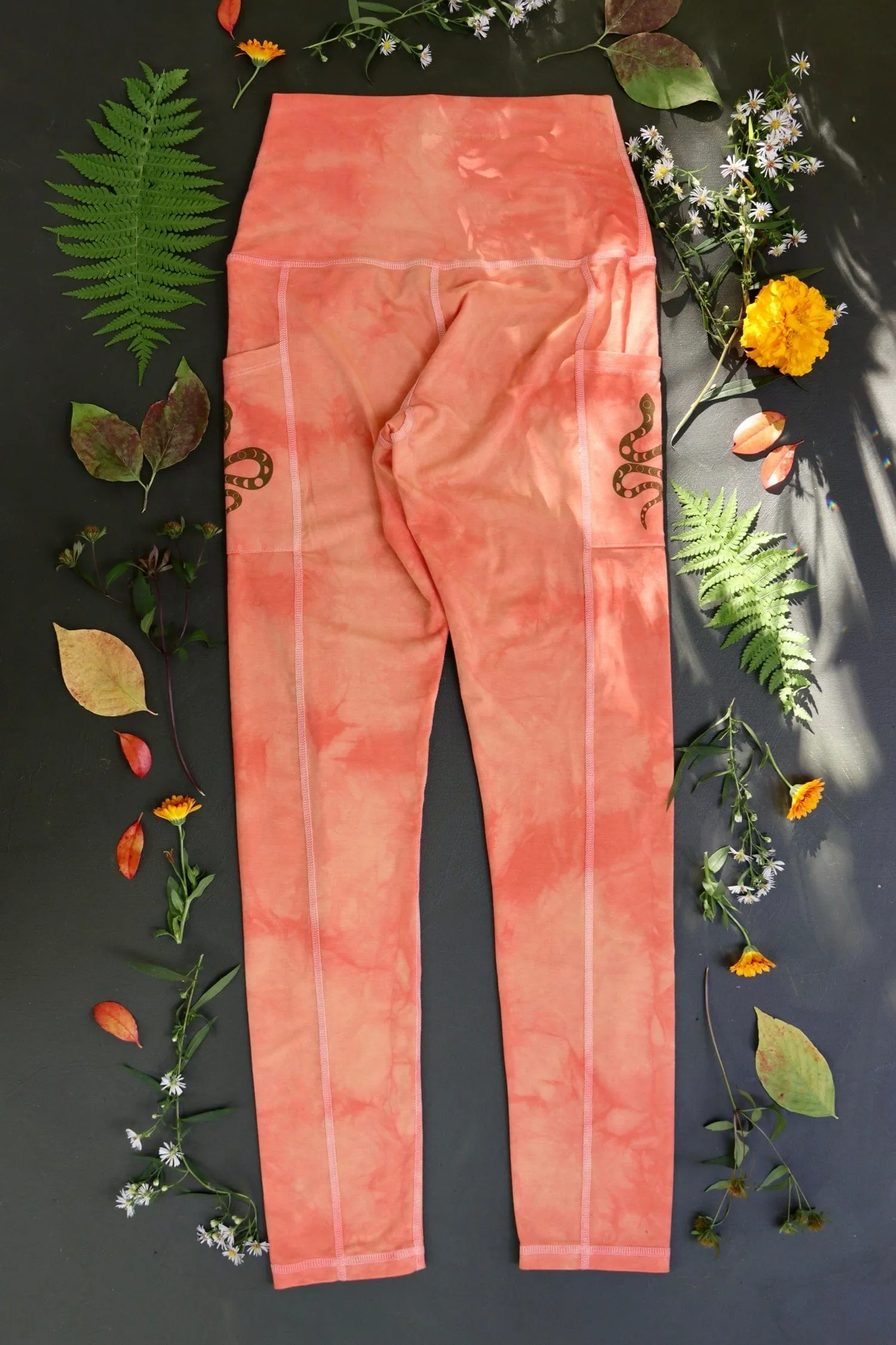 The Coral Awakening Yoga Leggings