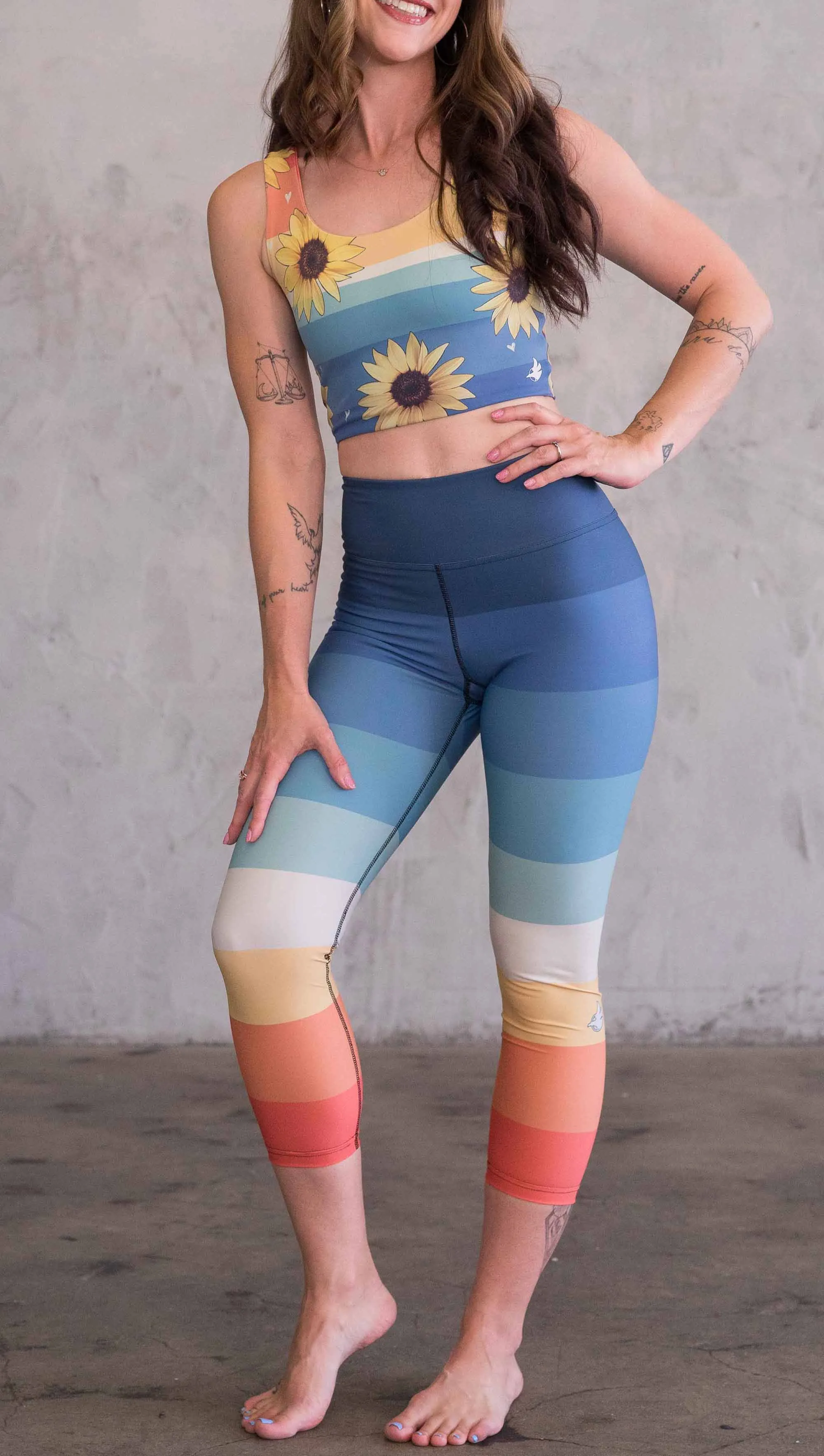 Vintage Rainbow - Triathlon Capri Leggings