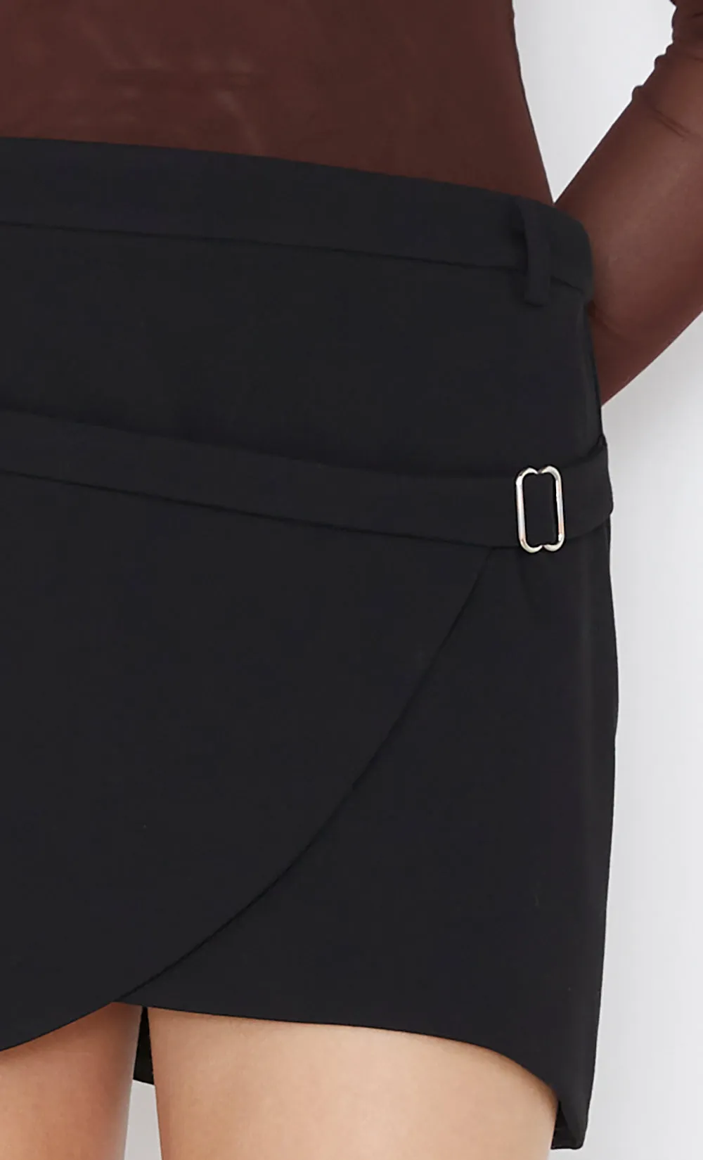 WILDER WRAP MINI SKIRT - BLACK