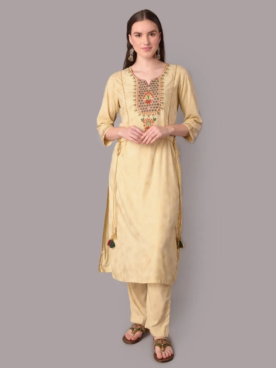 Women Beige Kurta With Trouser