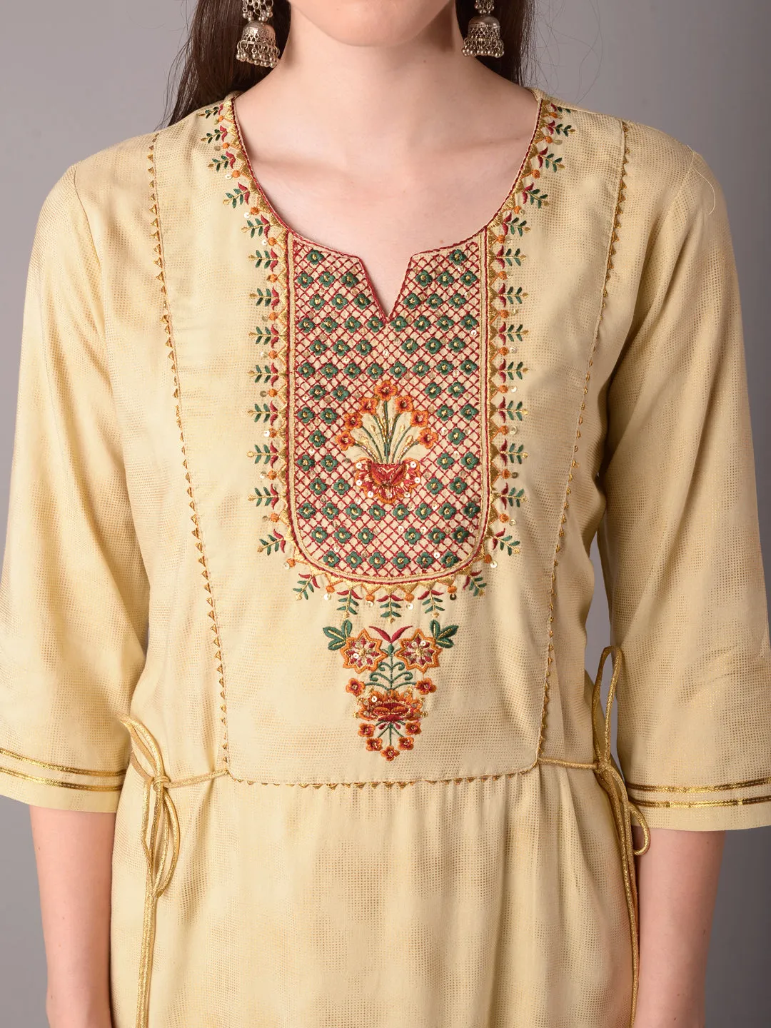 Women Beige Kurta With Trouser